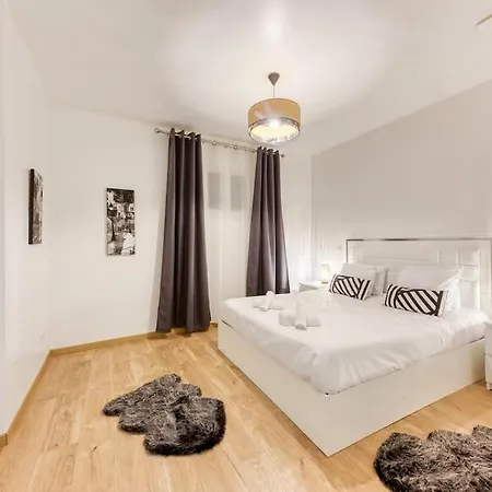Loft Standing 101 M2 - Proche Tour Eiffel - 3 Min Metro