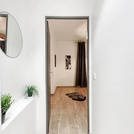 Loft Standing 101 M2 - Proche Tour Eiffel - 3 Min Metro Apartment Paris